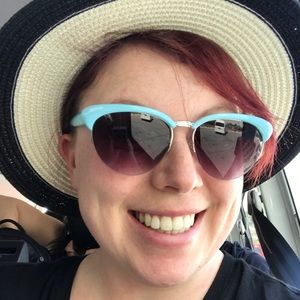 Meet your Posher, Madison